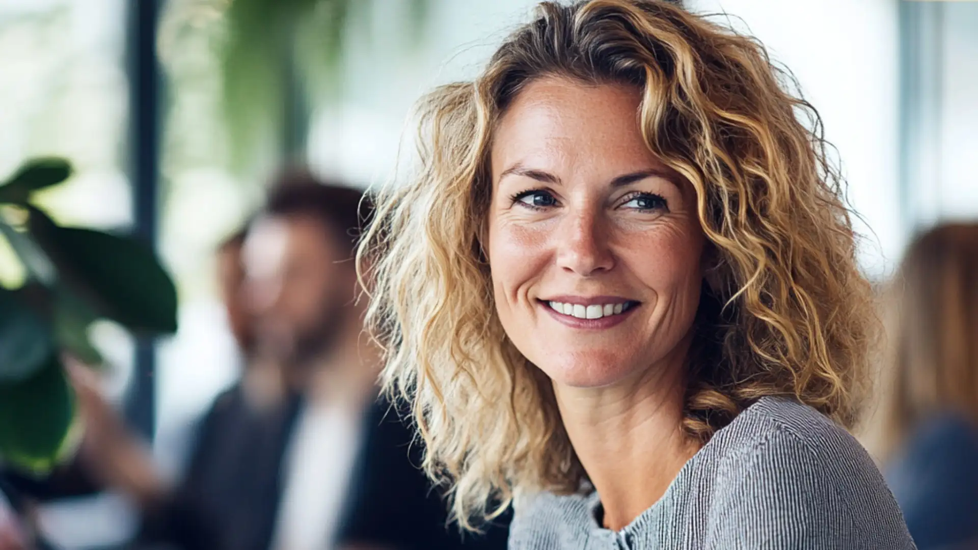 Vrouw die werkt in HR Vrouw die werkt in HR